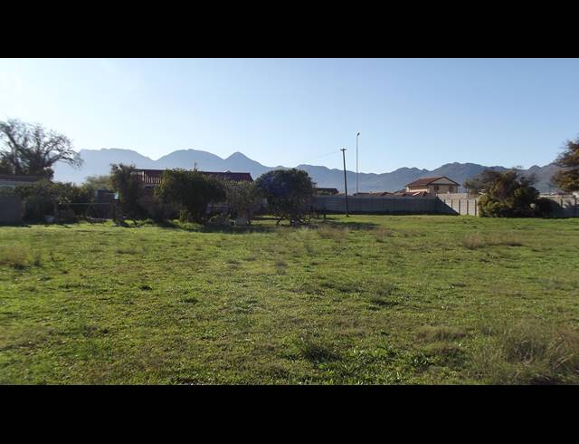 8,524M² VACANT LAND FOR SALE IN WHISPERING PINES
